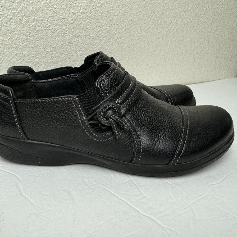Clarks Black Walk Slip-On Loafers Flats Buttons Elastic Size 7.5